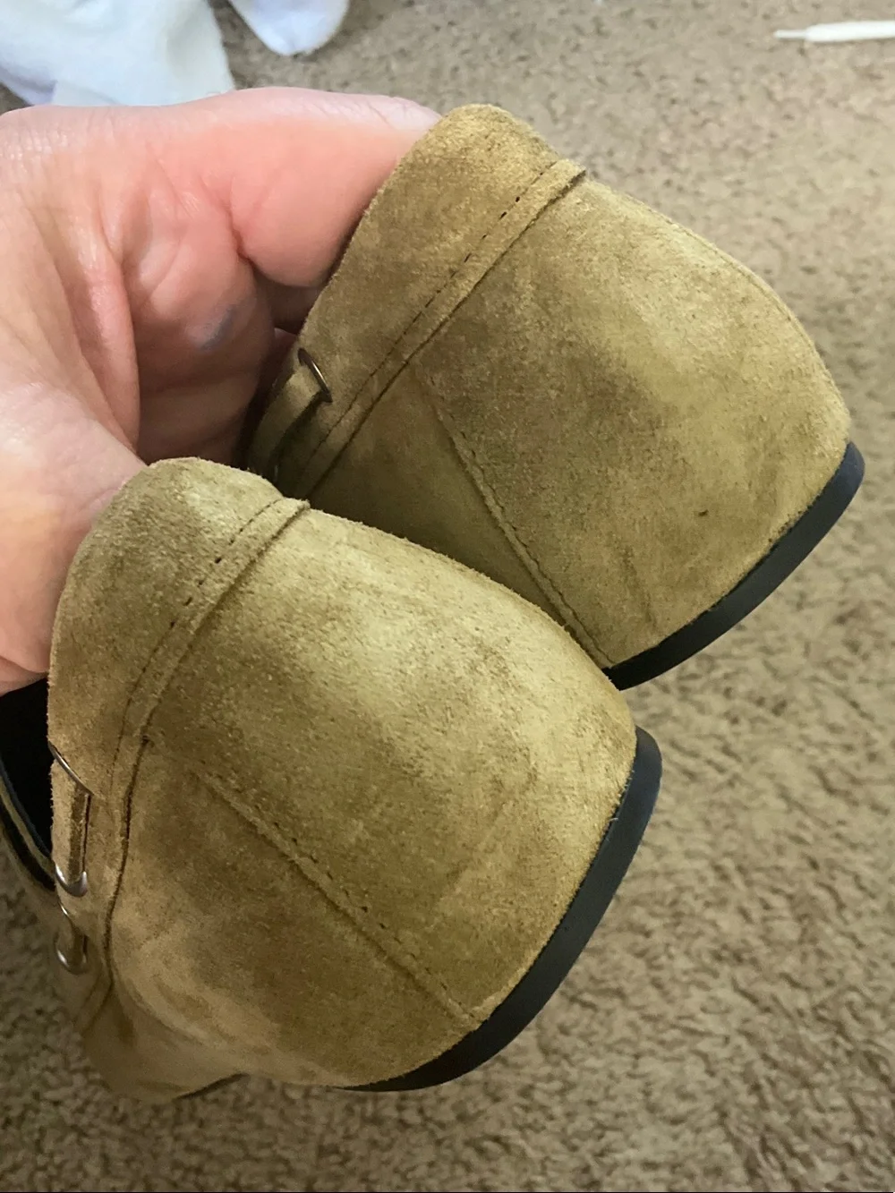 Vince suede upper